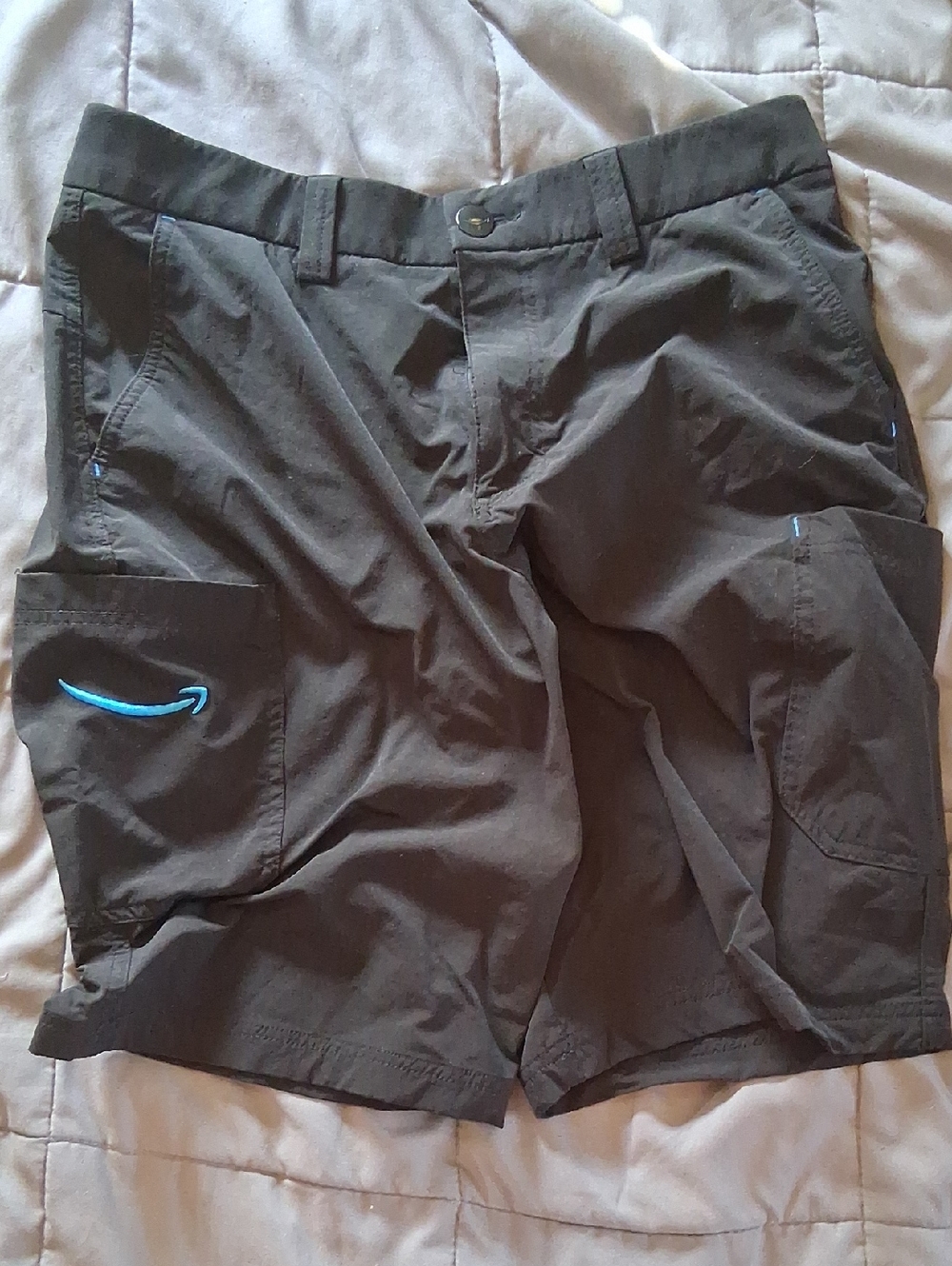 Men's Amazon Black Utility Cargo Shorts with Blue Accent B2